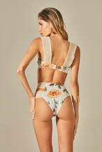Load image into Gallery viewer, Model Back: Empress Top Top Sloane Rose Print
